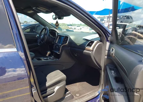 2017 Jeep Grand Cherokee Laredo 4X2 from USA, damaged, VIN 1C4RJEAG3HC805059